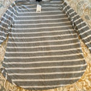 Banana republic cotton long sleeve tee.